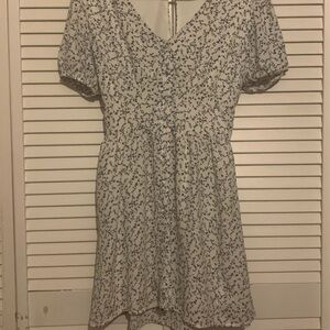 Flowy Blue Florals Dress Size M